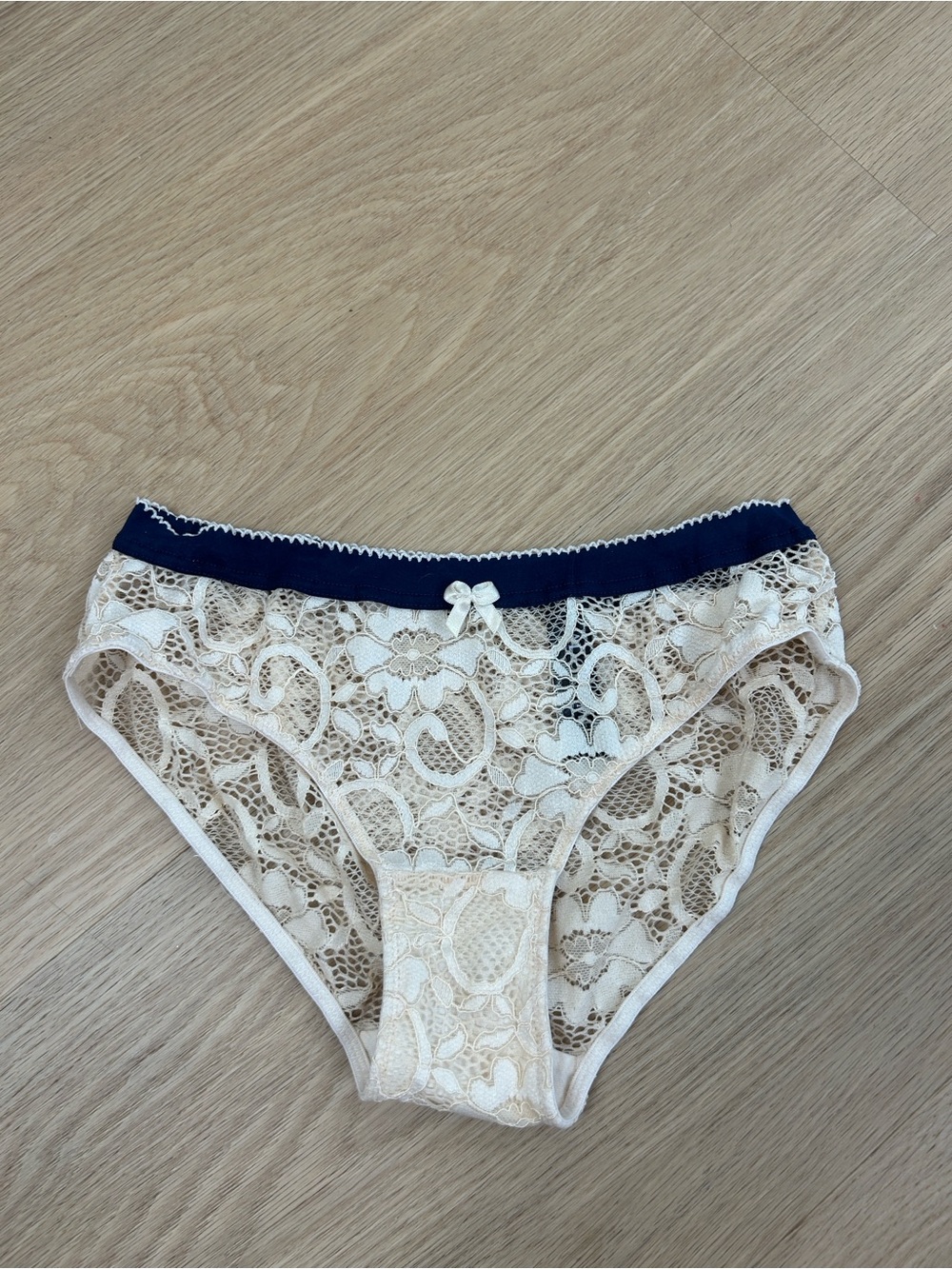 Adore Me Lace Panty XS